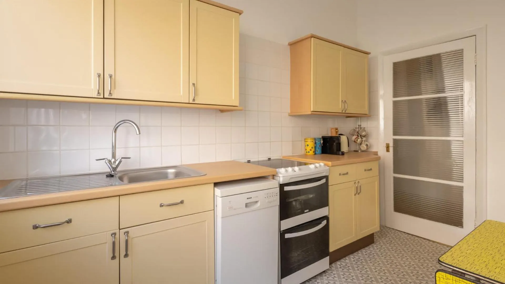 Host & Stay - Chatsworth Court Apartment Scarborough